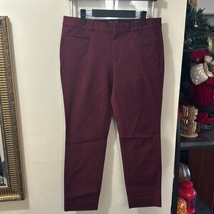 Banana Republic Sloan pants in burgundy color. Brand new,  in size 10.